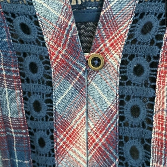 Anthropologie By Holding Horses

"Abita" Plaid Dre - Picture 4 of 6